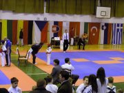 poprvé na soutěžním tatami