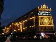 nákupy v Lafayetovi