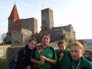 na hrad cestou k českým hranicím